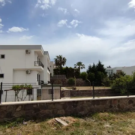 Yahsi Yonca Evleri Apartment
